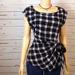 NY & Co black & white hashtag print wrap blouse, S